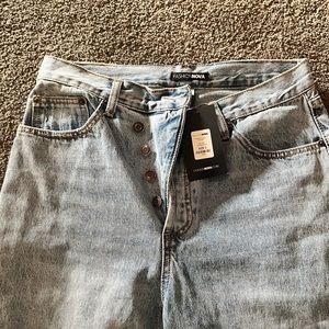Fashion Nova Crossover jeans